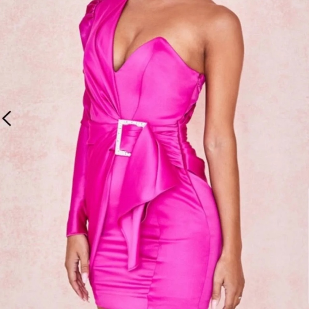 Beautiful Dress- Stunning. designed in London. Worn once for a photo shoot